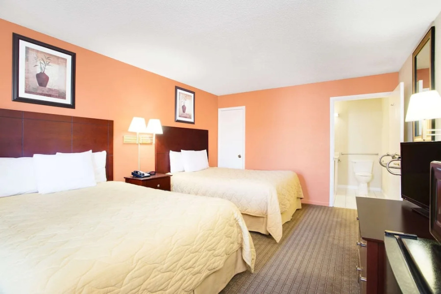 Super 8 Defuniak Springs