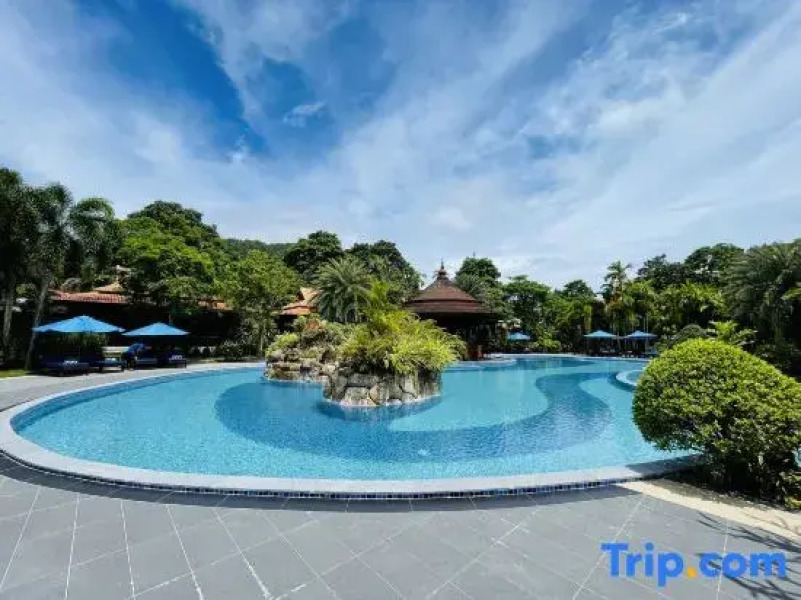 Try Palace Resort Kep