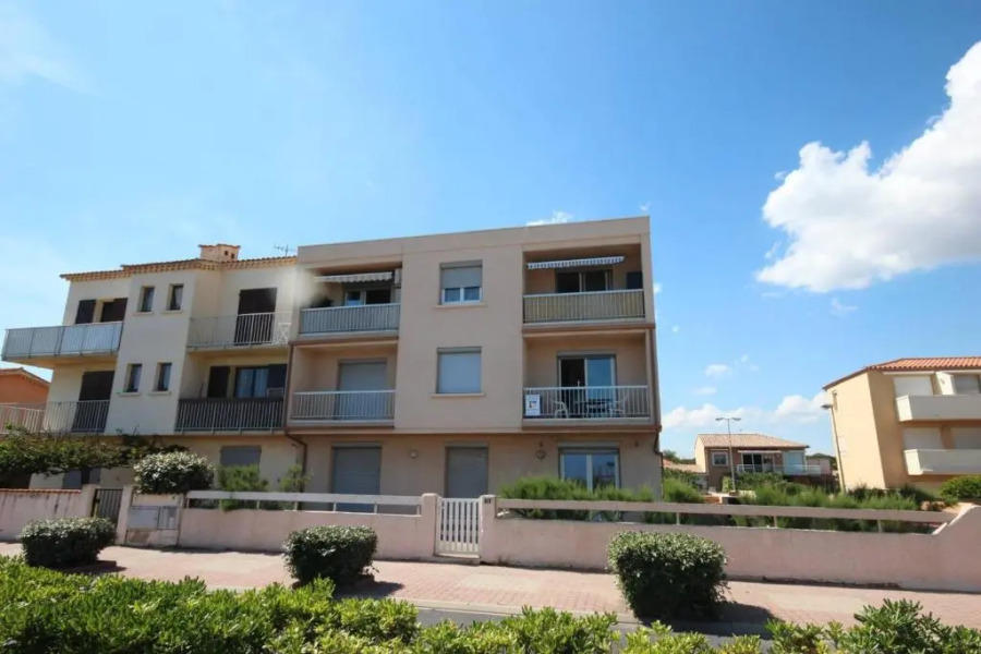 Studio climatise 2 couchages, Wifi, VUE MER directement à PORTIRAGNES PLAGE LXBFM10