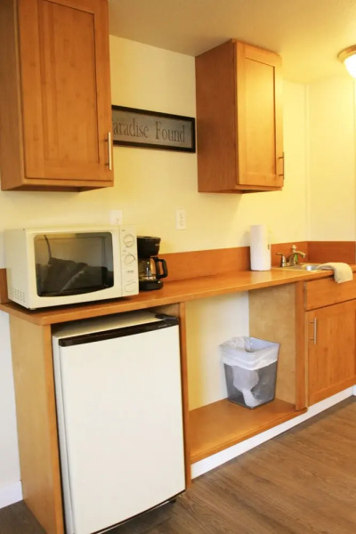 The Netarts Surf Inn