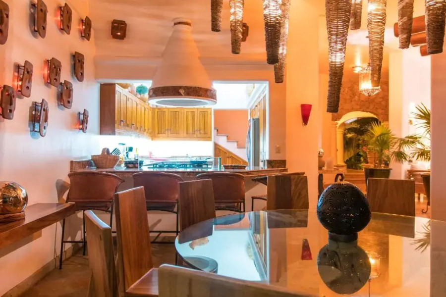 Mi Otra Casa - Adults Only