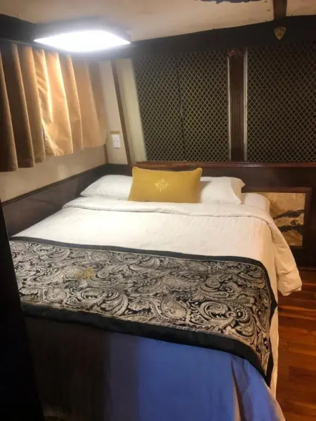 Dolphin Delight 47 Foot Houseboat on the Gulf, at Dock With Gulf View in Tarpon Springs, rental of entire houseboat