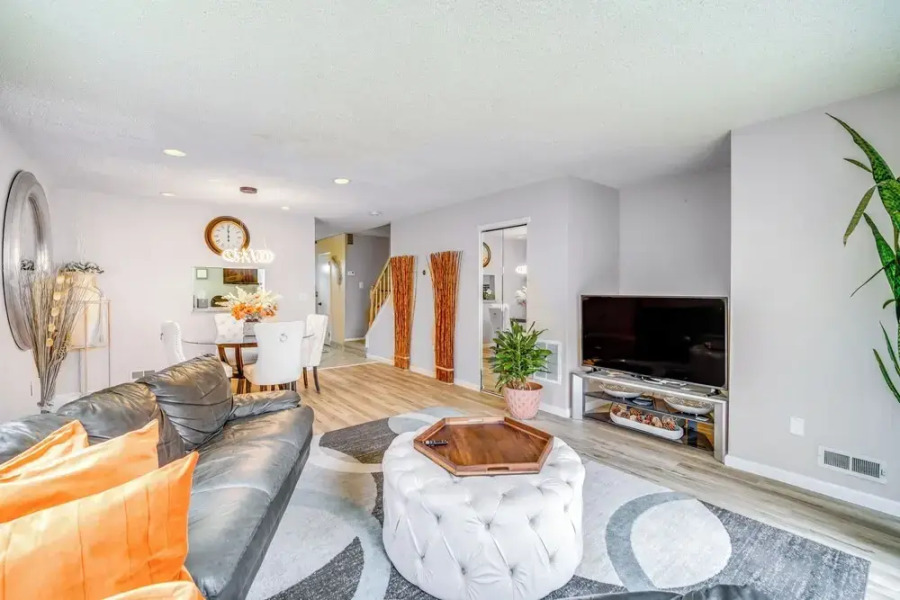 Galloway Townhome w/ Private Deck: Near Casinos!