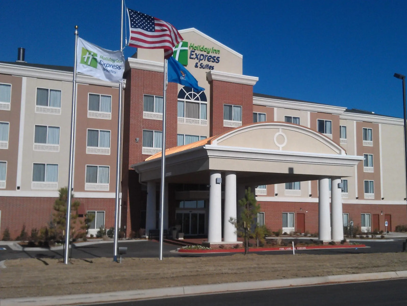 Holiday Inn Express Hotel & Suites Elk City by IHG