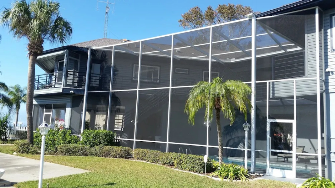 Awesome Florida Canal Home - Three Bedroom Home