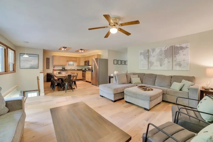 Rapid City Cottage w/ Deck: 1/4 Mi to Torch Lake!