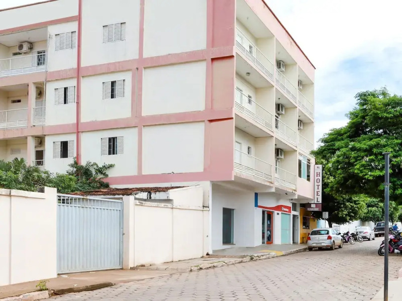 OYO Bocaiuva Palace Hotel