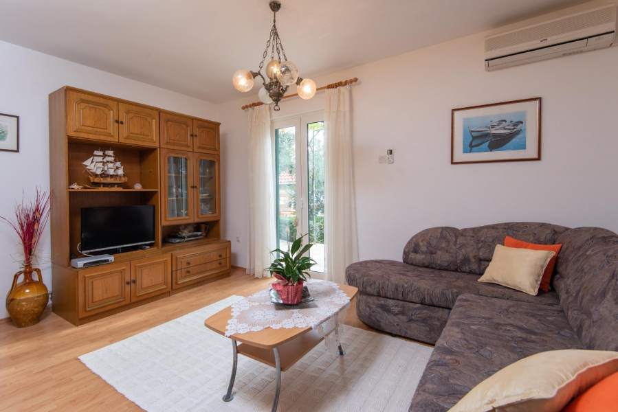 Holiday house Anita - with pool : Viganj, Peljesac peninsula