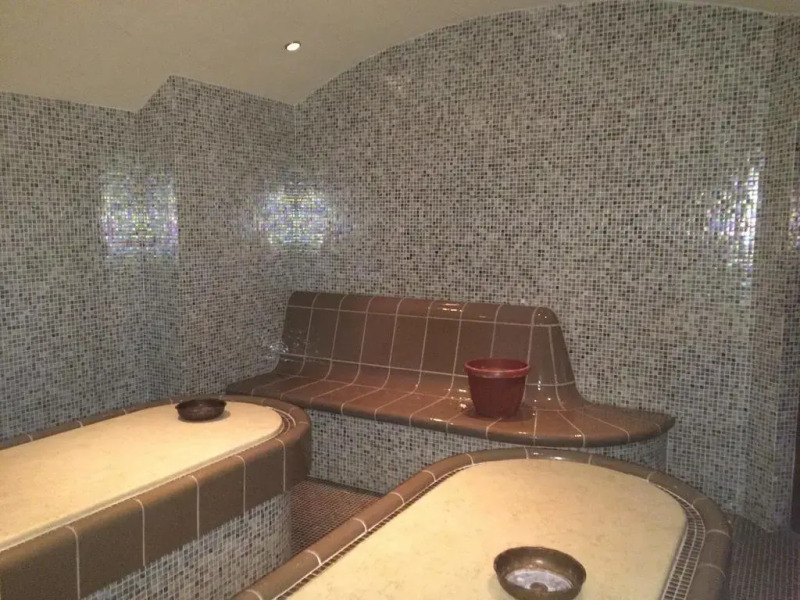 Rose Gardens Apart Hotel