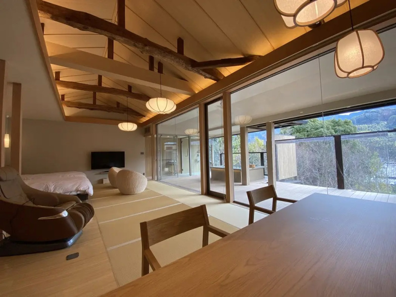 Yugawara Onsen Ashikari Ryokan