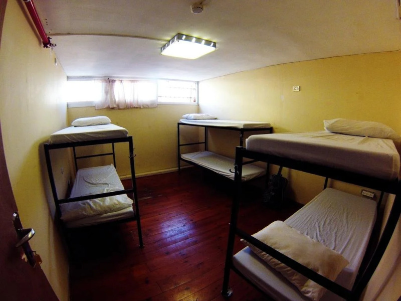 Overstay TLV Hostel