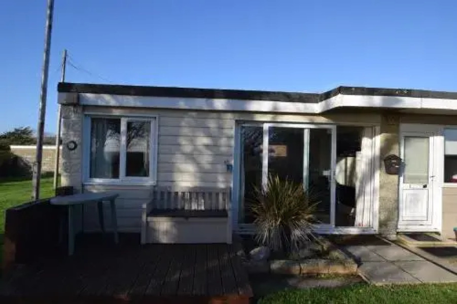 67 Sandown Bay Holiday Centre