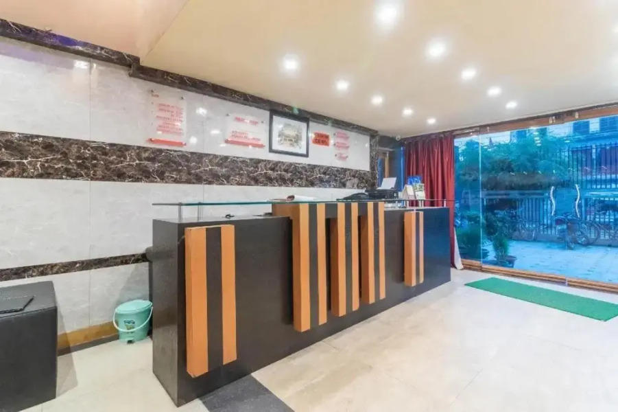 Capital O 48686 Hotel The Springs