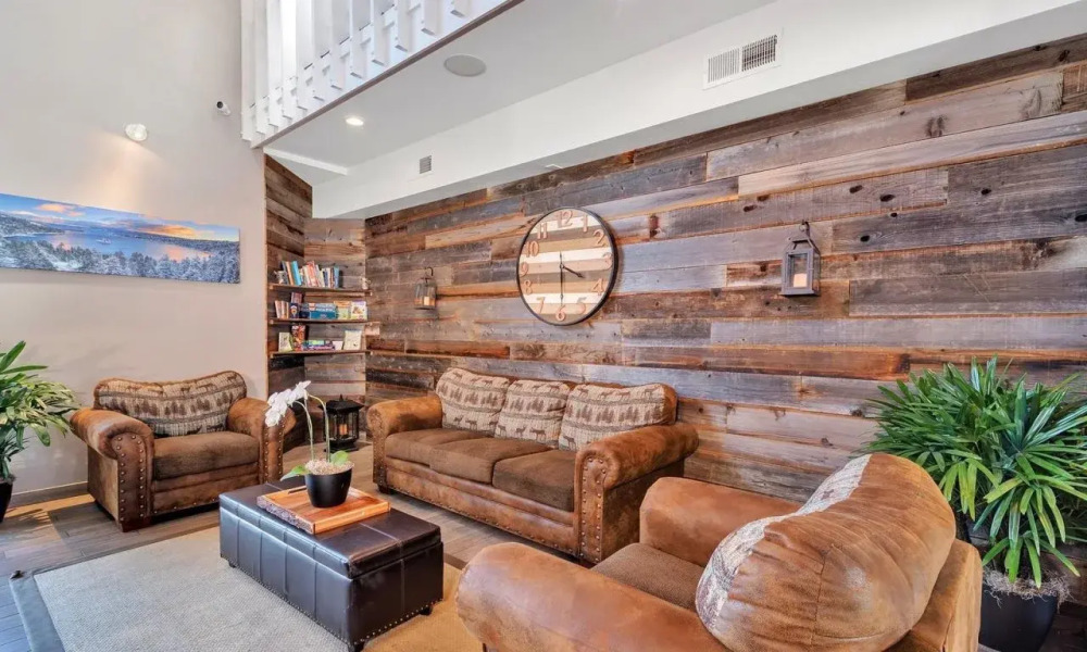 Beach Retreat & Lodge at Tahoe