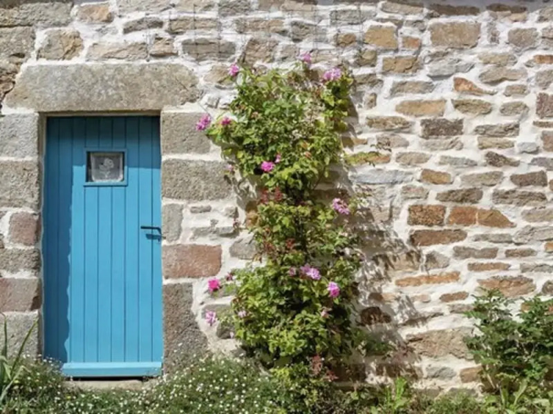 Rural holiday home near beach, culture and recreation in the tip of Brittany