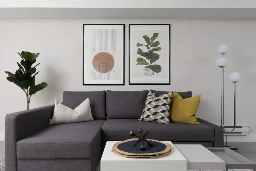 Tastefully Furnished Newly Updated 2 BD Central Lynn Valley North Vancouver