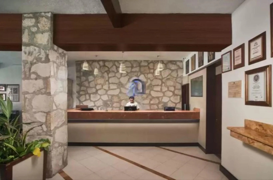 El Cid La Ceiba Beach