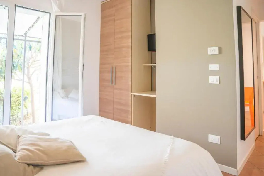 MIMOSA - Villa Luisa: Pace, Relax a 2 passi dal mare