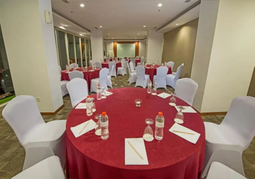 Whiz Prime Hotel Pajajaran Bogor