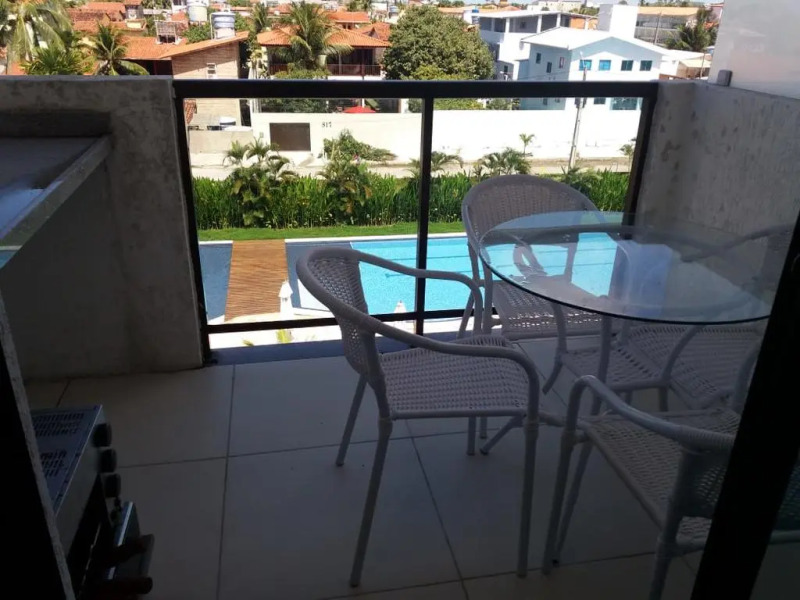 Laguna Beach Flat Térreo com saída para piscina