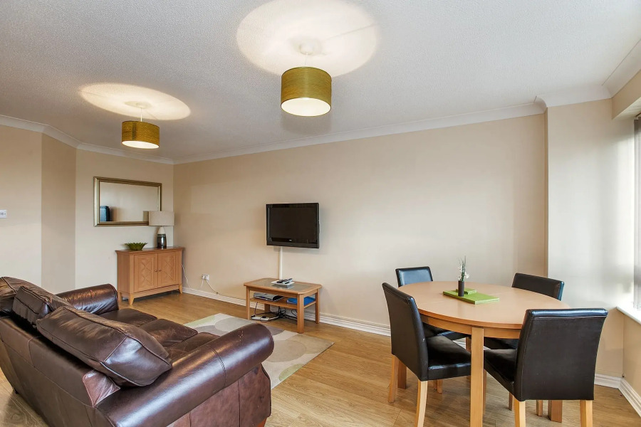 South Row Serviced Apartments - Shortstay MK