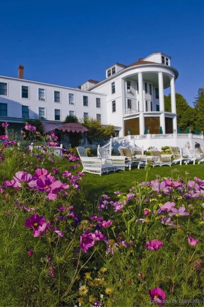 Island House Hotel