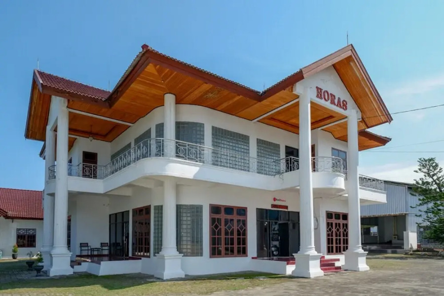 Hotel Horas Palopo by RedDoorz