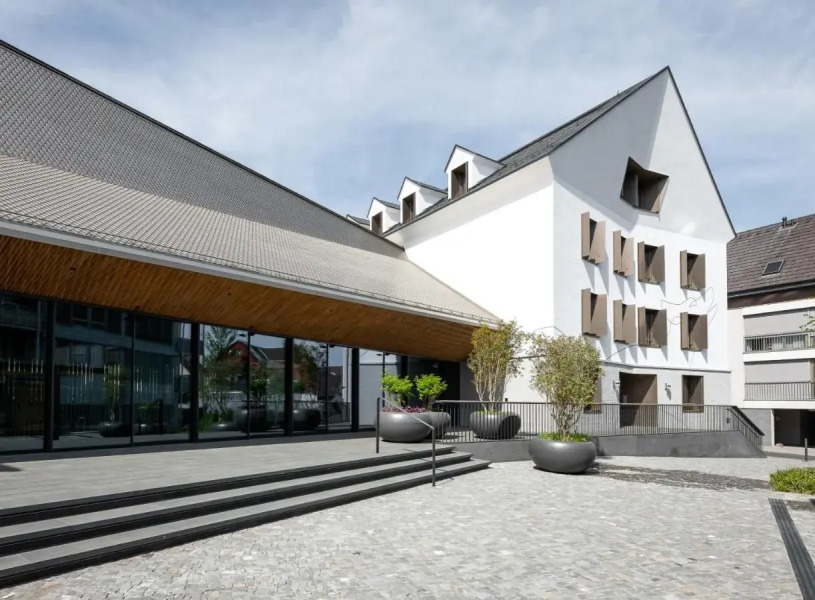 Отель Caspar Swiss Quality