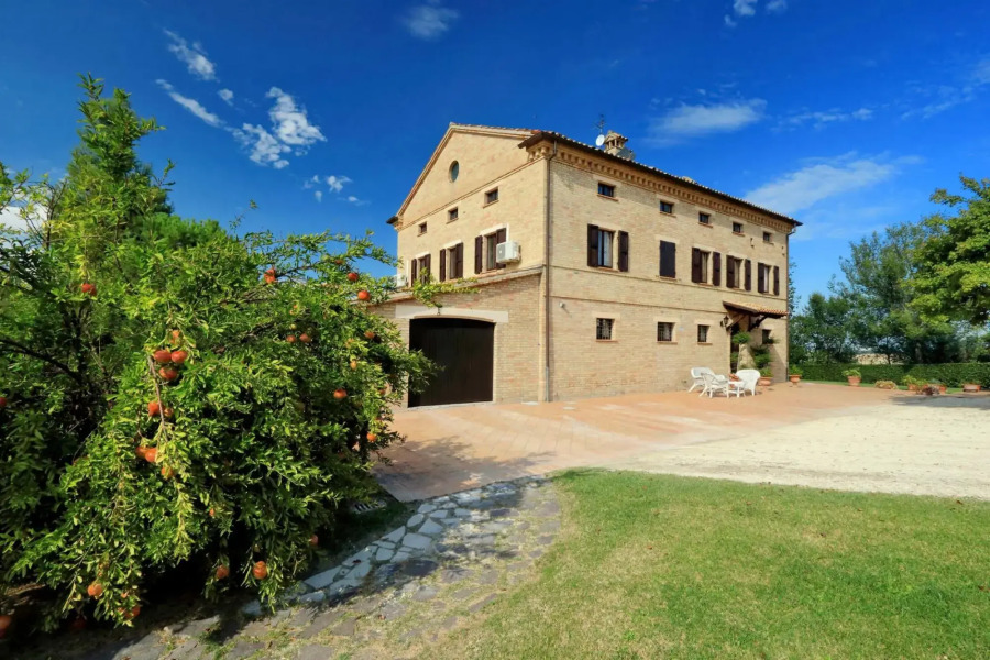 An old country house recently renewed for a magic stay!-Villa Maria