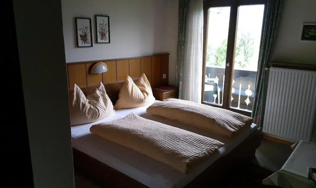 Sonneck Frühstückspension