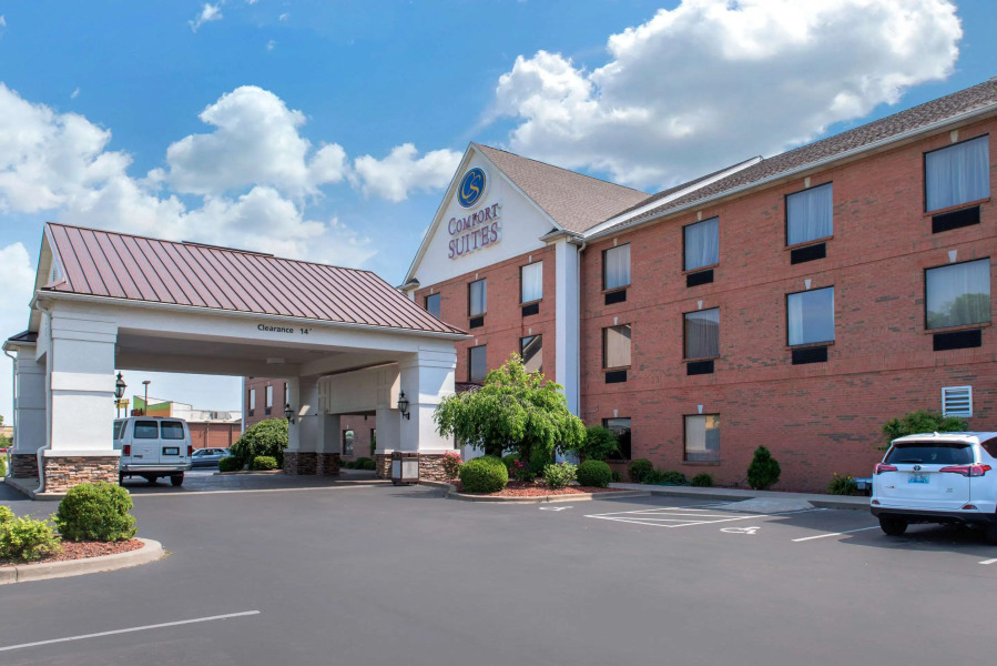 Comfort Suites Louisville Airport