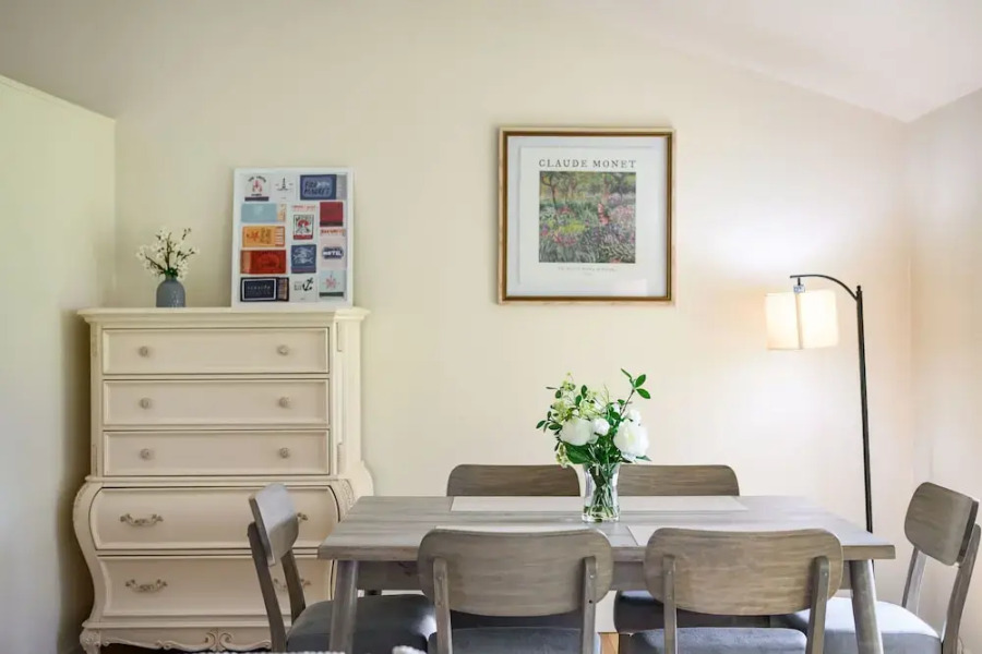 Cozy Family Retreat With Fireplace Spacious Yard