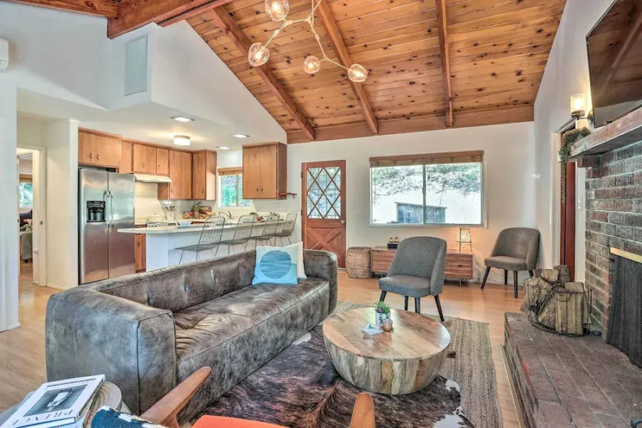 Modern & Unique Cabin With Deck by Lake Gregory!