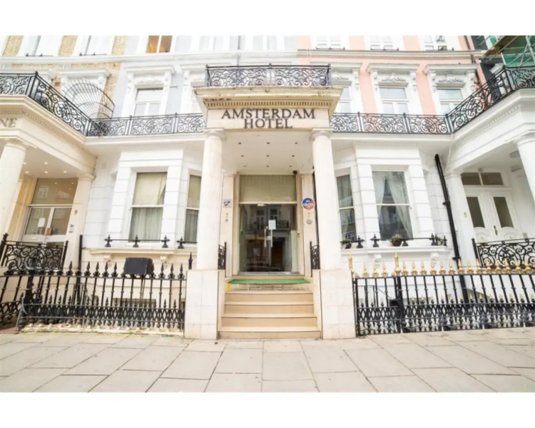 Отель Amsterdam