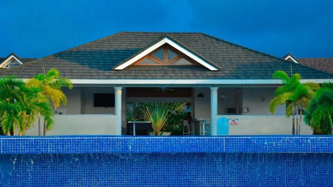 Villamar At Coolshade