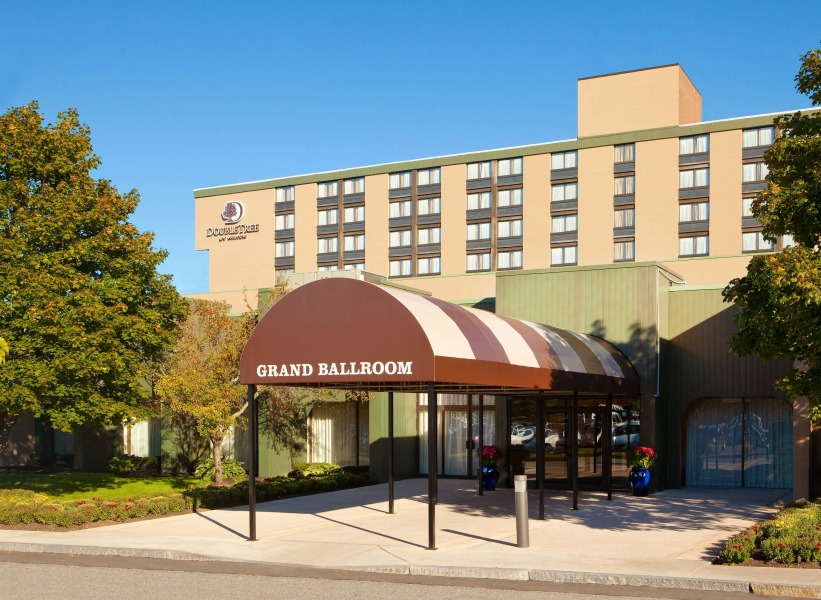 DoubleTree by Hilton Boston North Shore