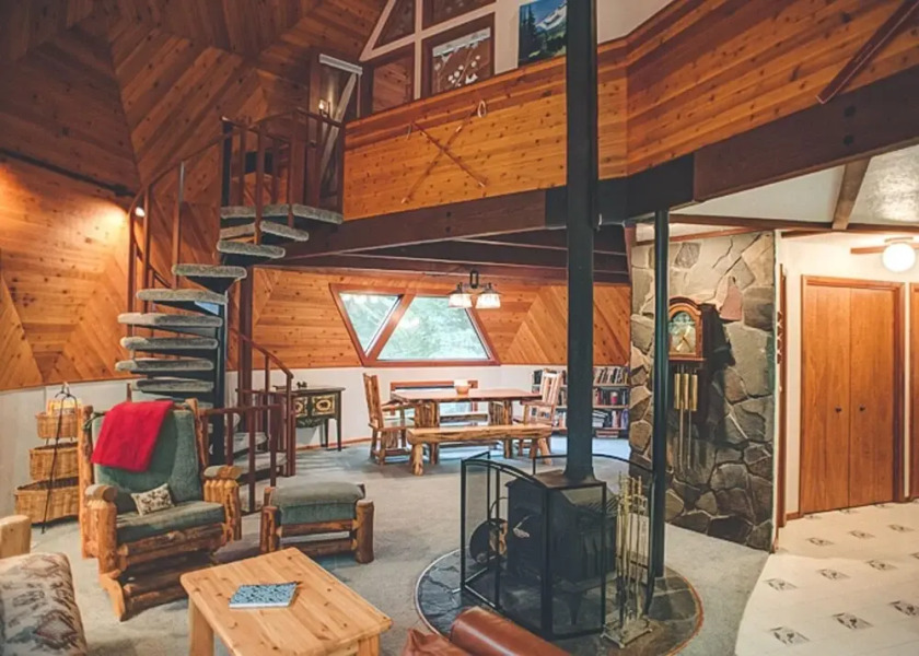 Cedar Creek Hideaway