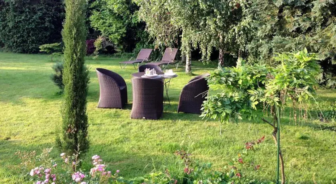 Au Nid De La Houssière