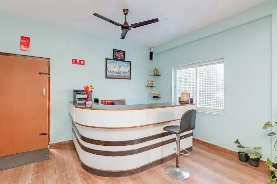 OYO 9592 Maharaja Palace Resort