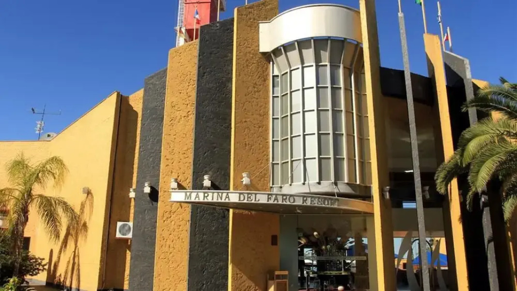 Hotel Marina del Faro Resort