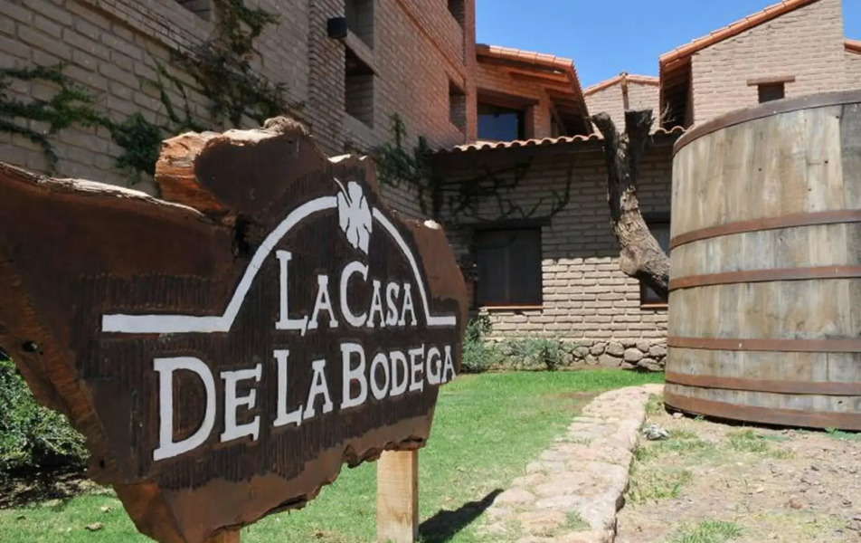 La Casa De La Bodega - Wine Boutique Hotel