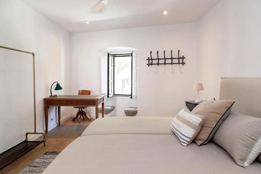 A historic XVI century beach home near Barcelona