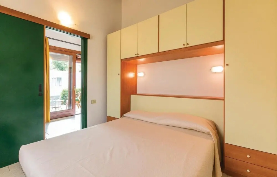 Awesome Apartment in Iseo BS With 2 Bedrooms, Wifi and Outdoor Swimming Pool