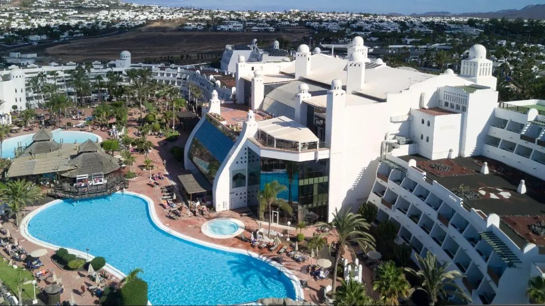 H10 Timanfaya Palace