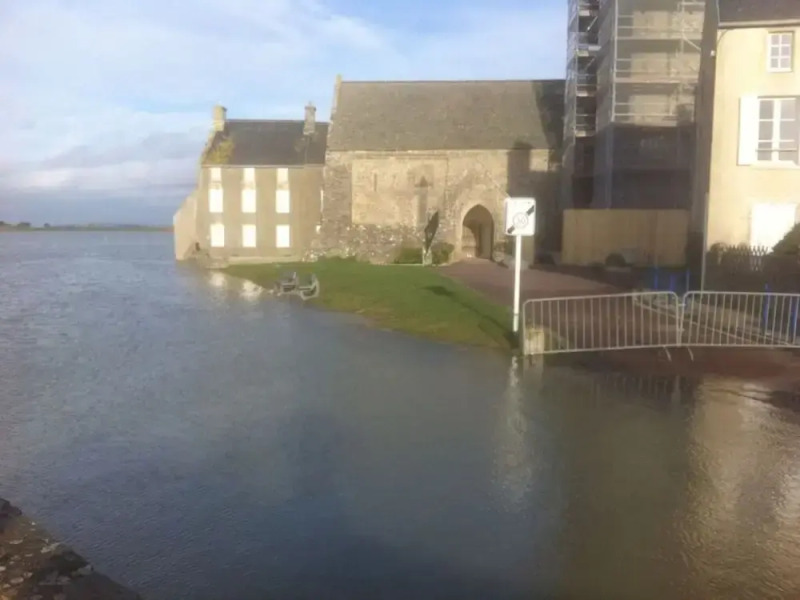 Apartment in Saint-lo-d'ourville