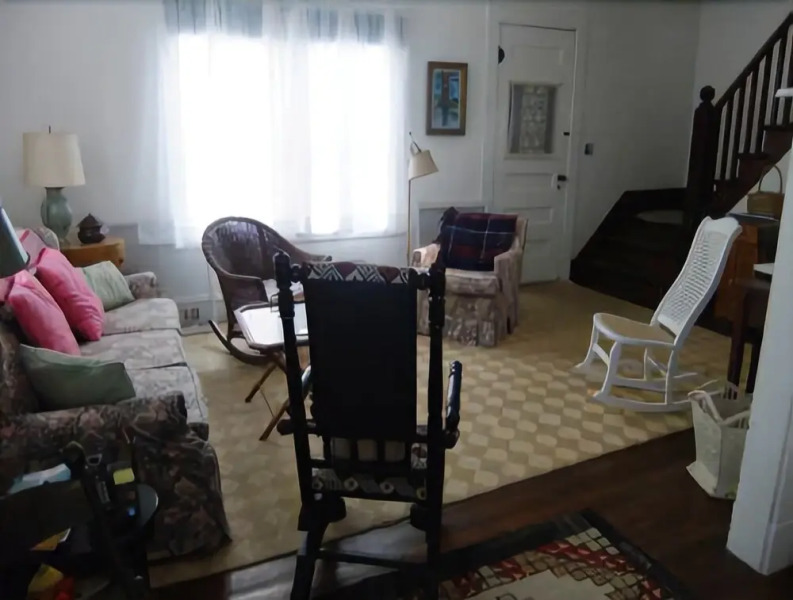 Holmes Caldwell Cottage - Three Bedroom Home