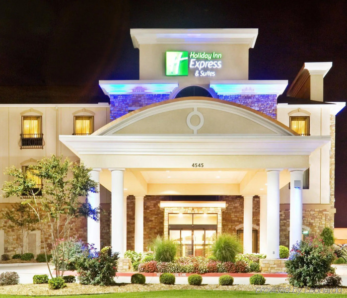 Holiday Inn Express & Suites Texarkana by IHG