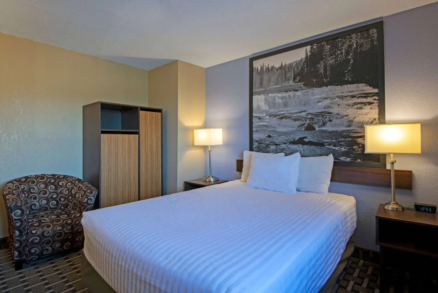 Super 8 by Wyndham Kamloops On The Hill