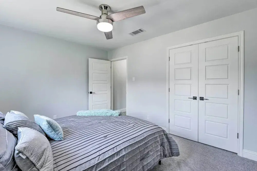 Luxury Granbury Home w/ Private Boat Dock!