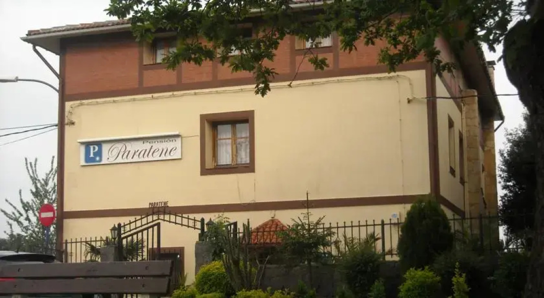 Hostal Paratene